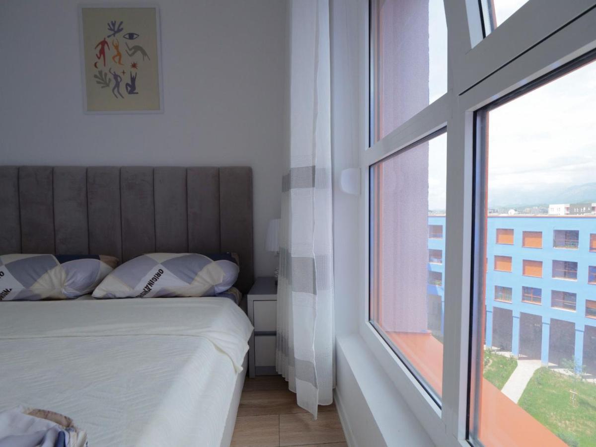 Comfy Studio At 'Mangalem21 Complex' Parking-Wifi-Ac-View Tirana Kültér fotó