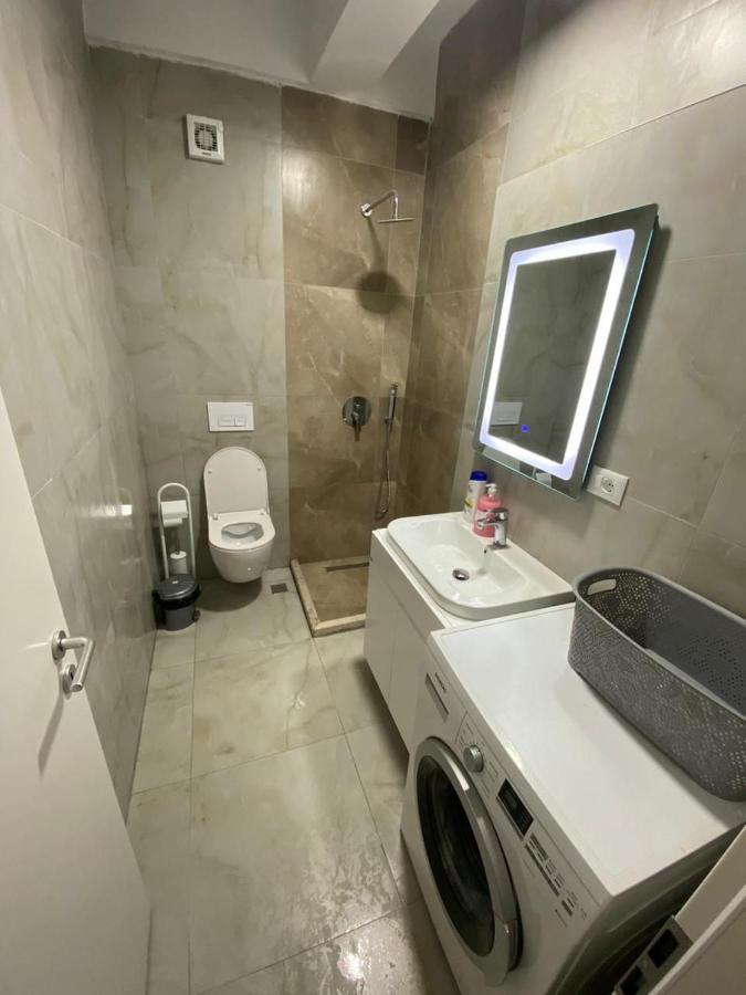 Comfy Studio At 'Mangalem21 Complex' Parking-Wifi-Ac-View Tirana Kültér fotó